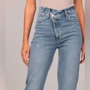 A&F 90s straight ultra high rise 4R